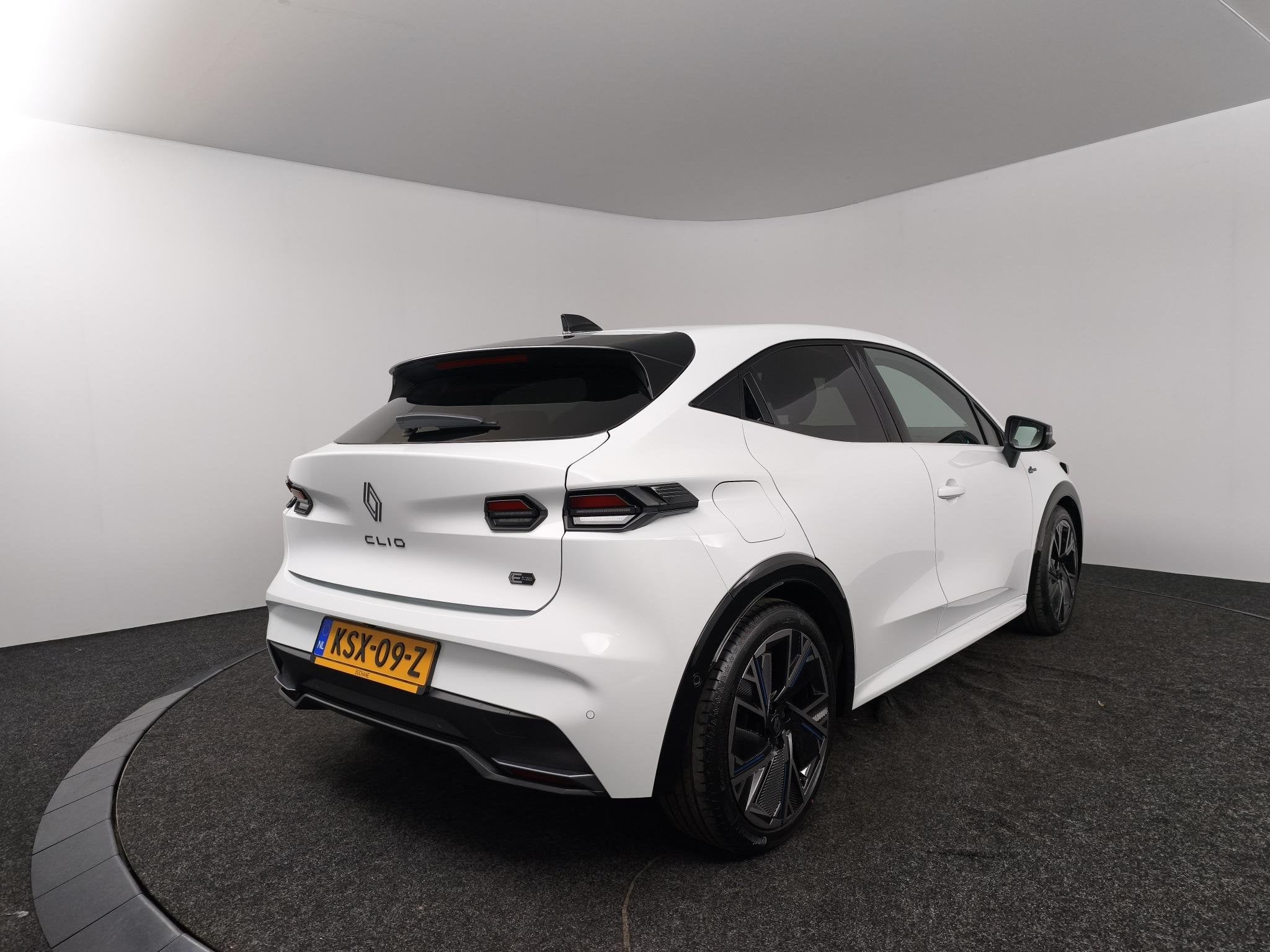 Renault Clio 1.8 Hybrid 160 esprit Alpine | Stoelverwarming, Auto's, Gebruikt, 4 cilinders, Met garantie (alle), 1246 kg