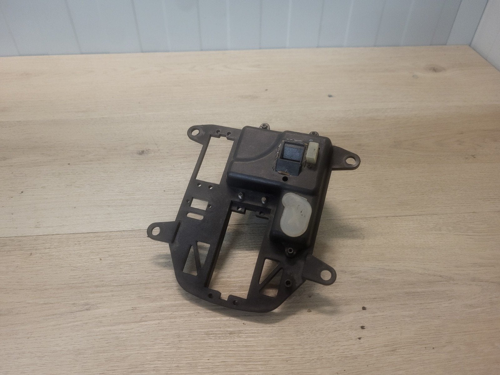 hpi baja servobox, Hobby en Vrije tijd, Benzine, Ophalen of Verzenden, Zo goed als nieuw, Onderdeel