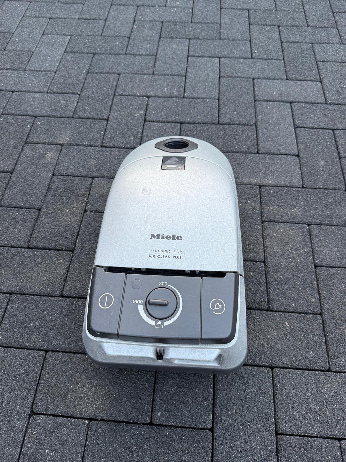 Miele motor draait erg zwaar, Ophalen, Niet werkend