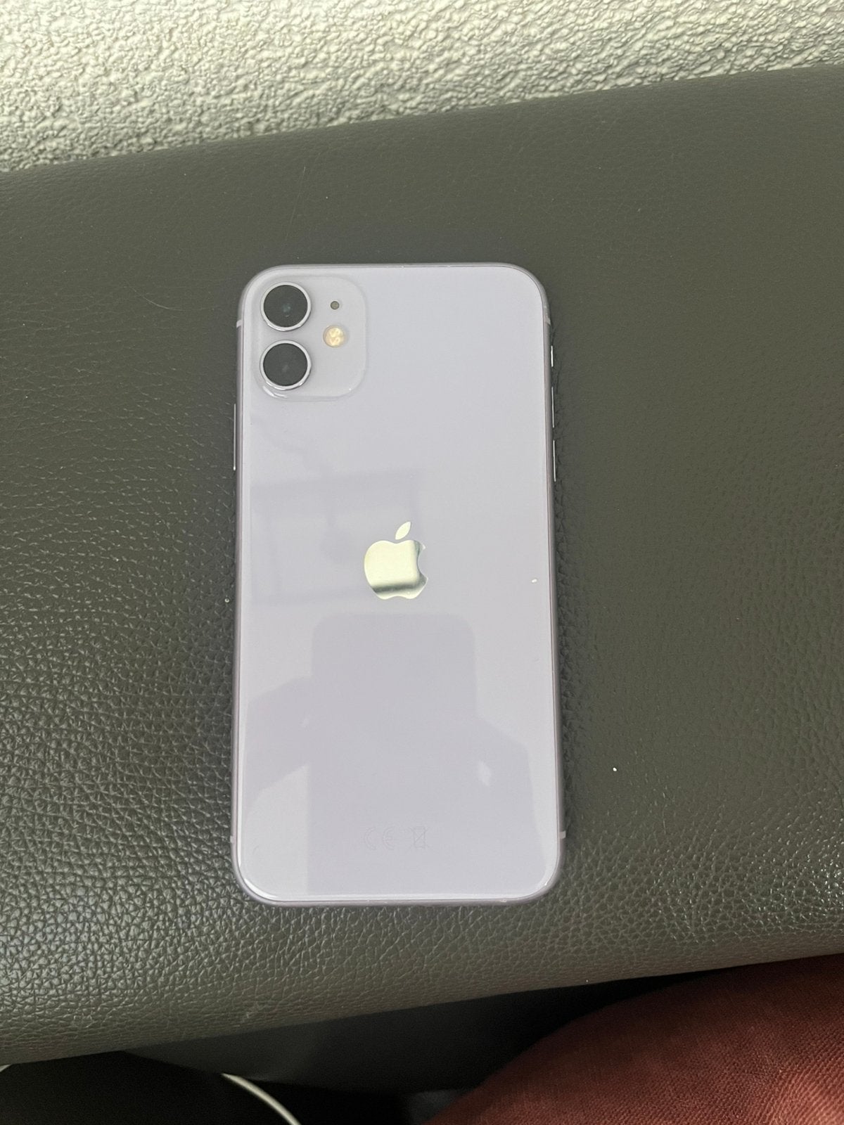 Iphone 11 scherm defect (voor onderdelen/reparatie), Telecommunicatie, Mobiele telefoons | Apple iPhone, Paars, 128 GB, Gebruikt