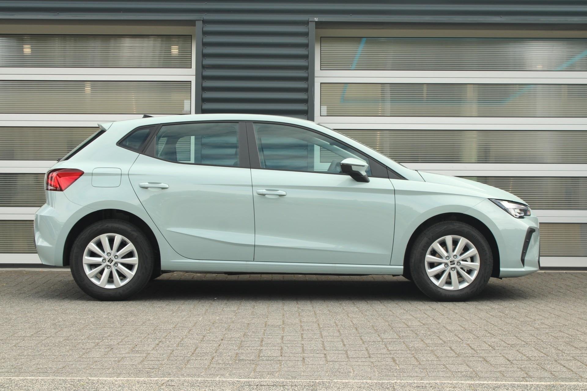SEAT Ibiza 1.0 EcoTSI 95pk Reference | Parkeersensoren | Cru, Voorwielaandrijving, 12 maanden, Stof, 1039 kg