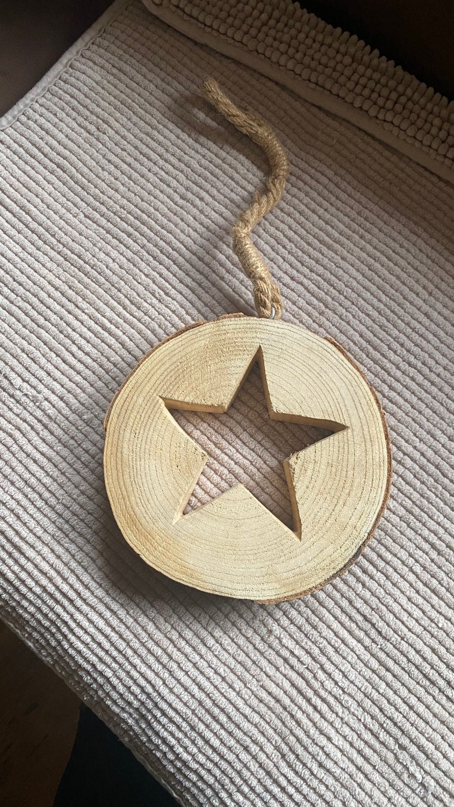 Grote houten hangende boomstam ster, Ophalen, Zo goed als nieuw