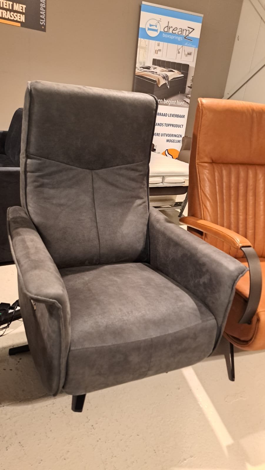 NIEUW Relaxfauteuil Mi, 2 motorig + sta-op | Incl. accu, Huis en Inrichting, Ophalen, Minder dan 50 cm, Minder dan 75 cm, Nieuw