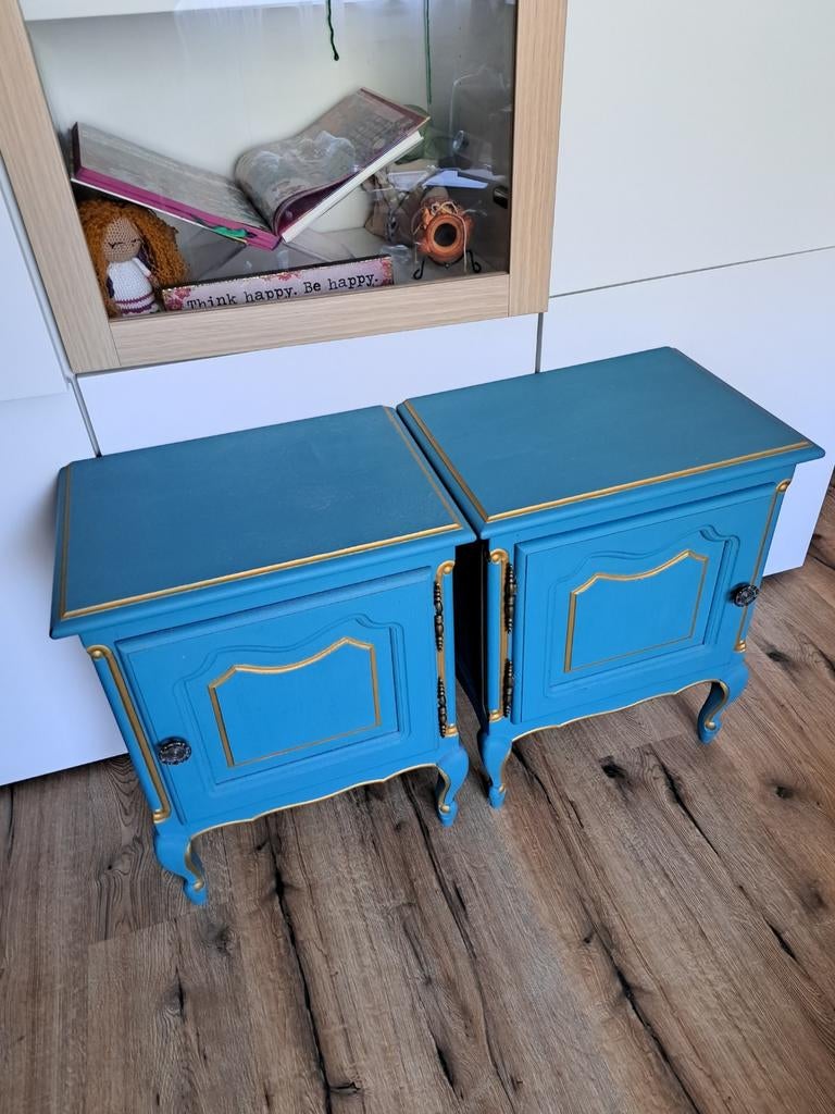 Brocante nachtkastjes, blauw met goud, Huis en Inrichting, Slaapkamer | Nachtkastjes, Ophalen