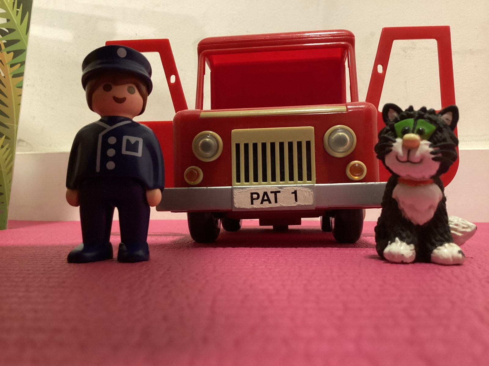 Pieter Post speelset met auto, pieter post en kat, Ophalen, Gebruikt