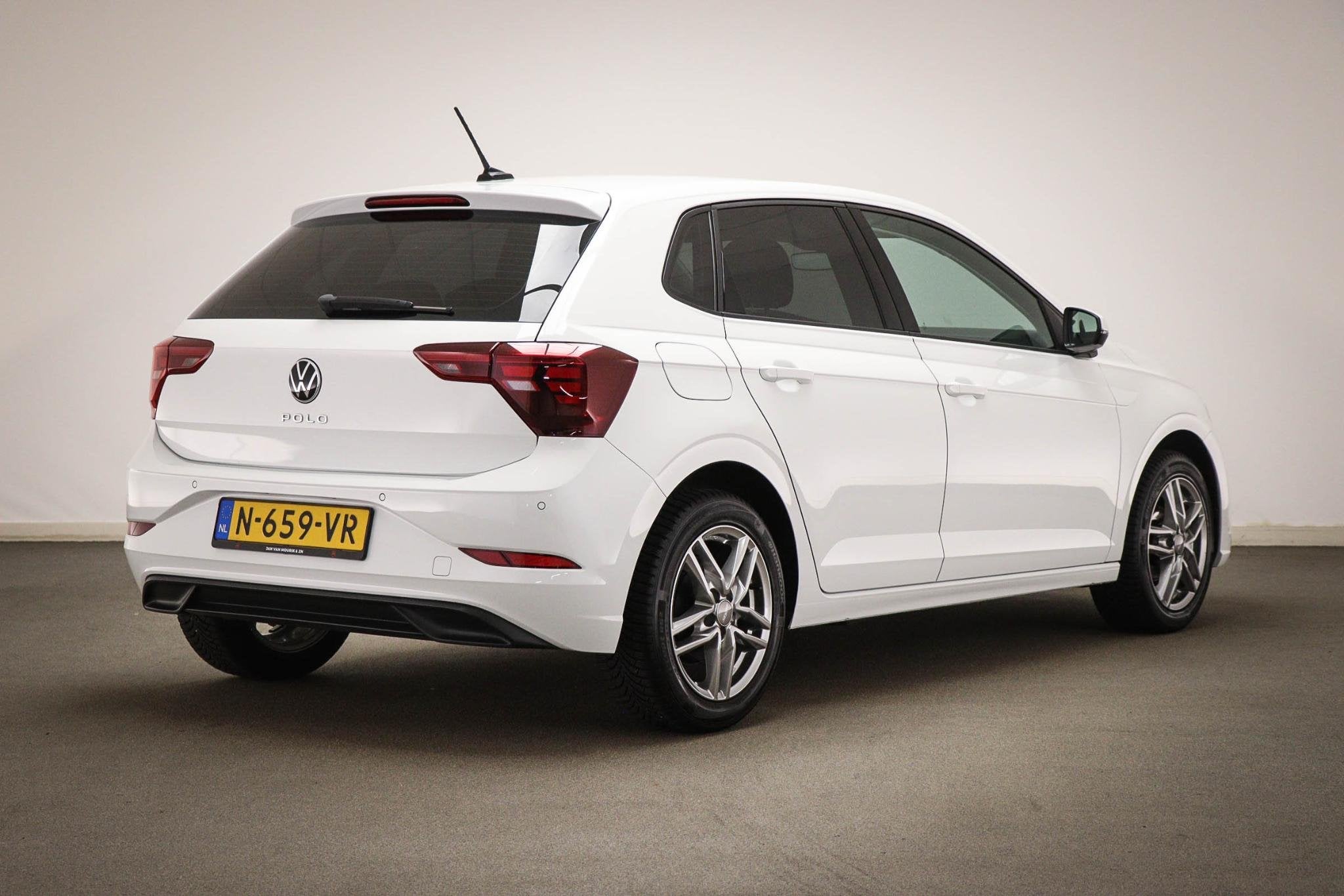 Volkswagen Polo 1.0 TSI Life | AIRCO | DAB | APPLE | 16", Voorwielaandrijving, Stof, Gebruikt, Met garantie (alle)