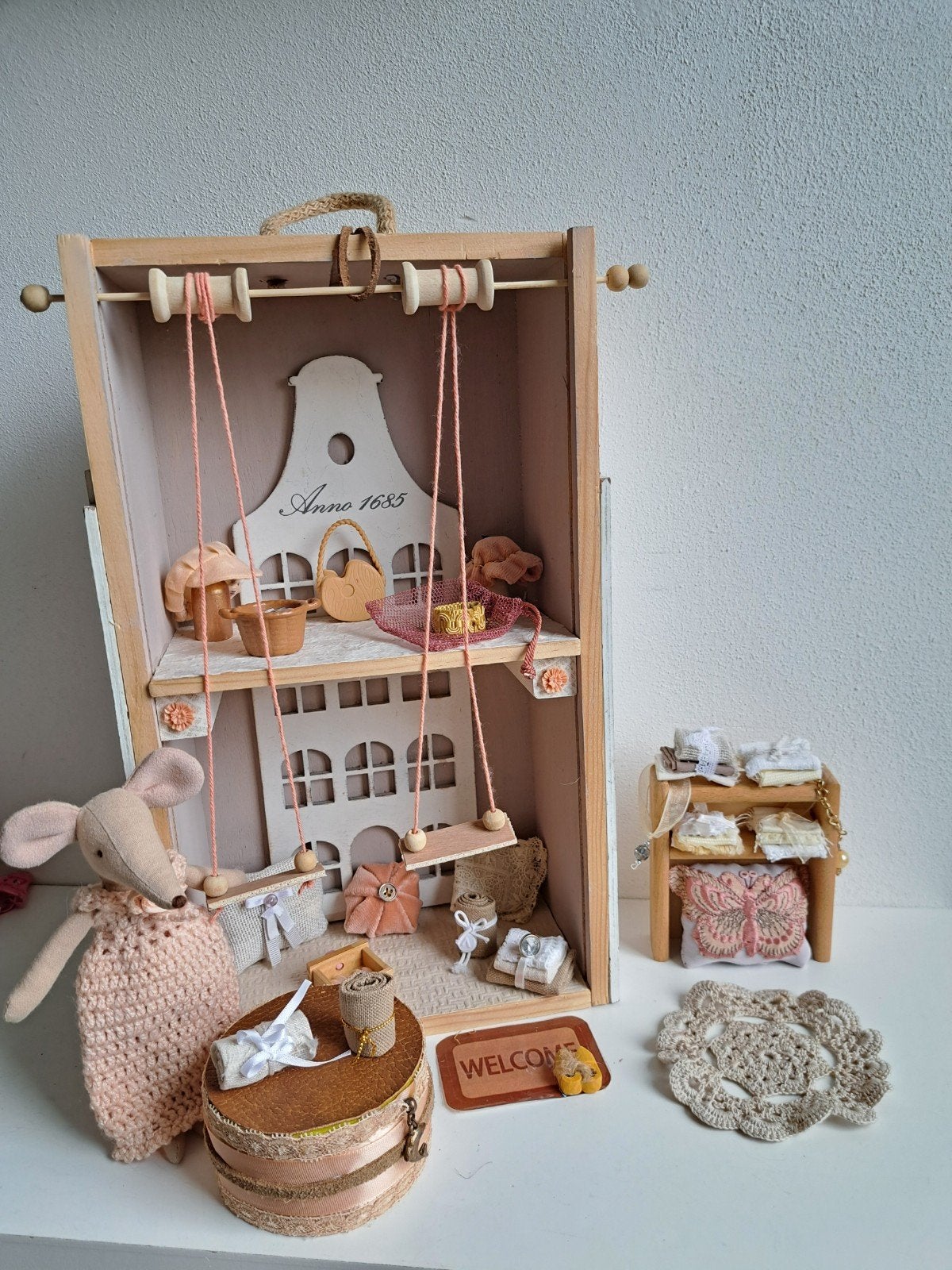 Houten grachtenpand fournituren winkeltje voor maileg muizen, Ophalen of Verzenden, Poppenhuis