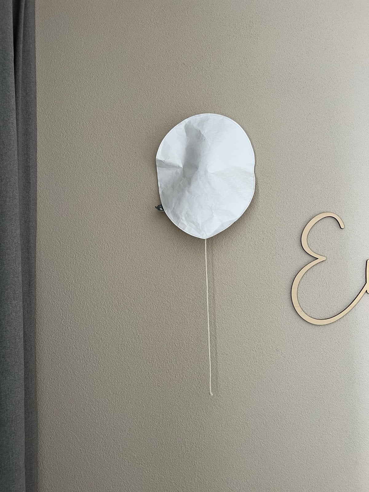 Ekaterina Galera wandlamp/nachtlampje ballonlampje, Gebruikt, Overige merken, Ophalen of Verzenden, Wit