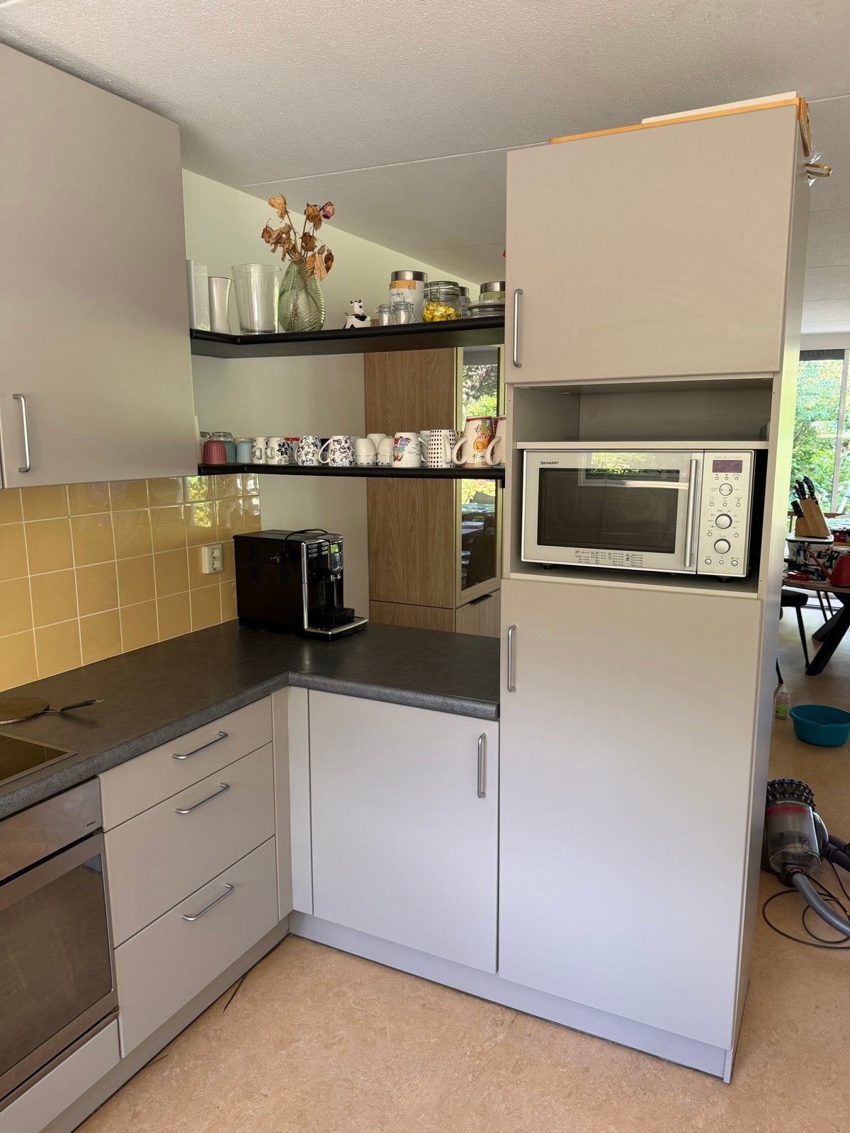 Miele hoekkeuken met inbouwapparatuur, Ophalen, Gebruikt, Overige materialen, Hoekkeuken
