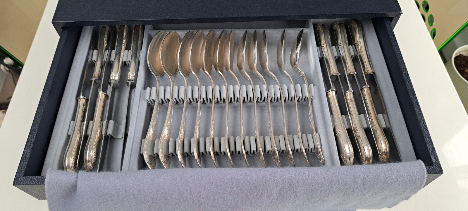 Verzilverd 12 pers. Art Deco bestek in cassette Silber 100, Ophalen of Verzenden
