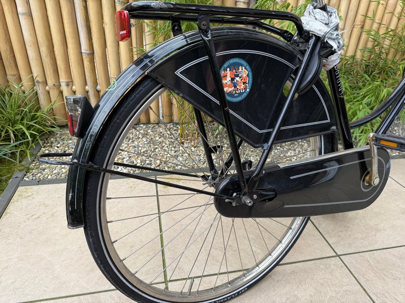 Foto 3 van Batavus Damesfiets - Klassiek Zwart Model