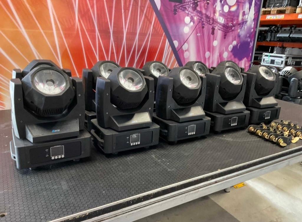 10x Luxibell B-One Moving Head met Flightcase, Ophalen of Verzenden, Gebruikt, Licht