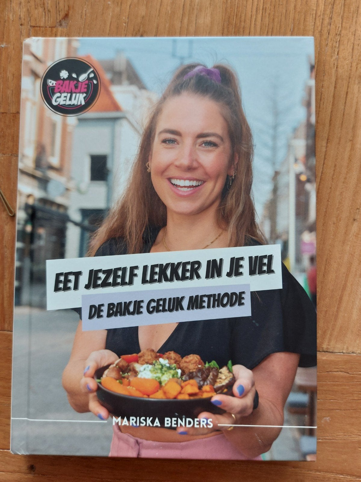 Kookboek Bakje Geluk van Mariska Benders - Nieuwstaat, Mariska Benders, Nieuw, Ophalen of Verzenden, Hoofdgerechten
