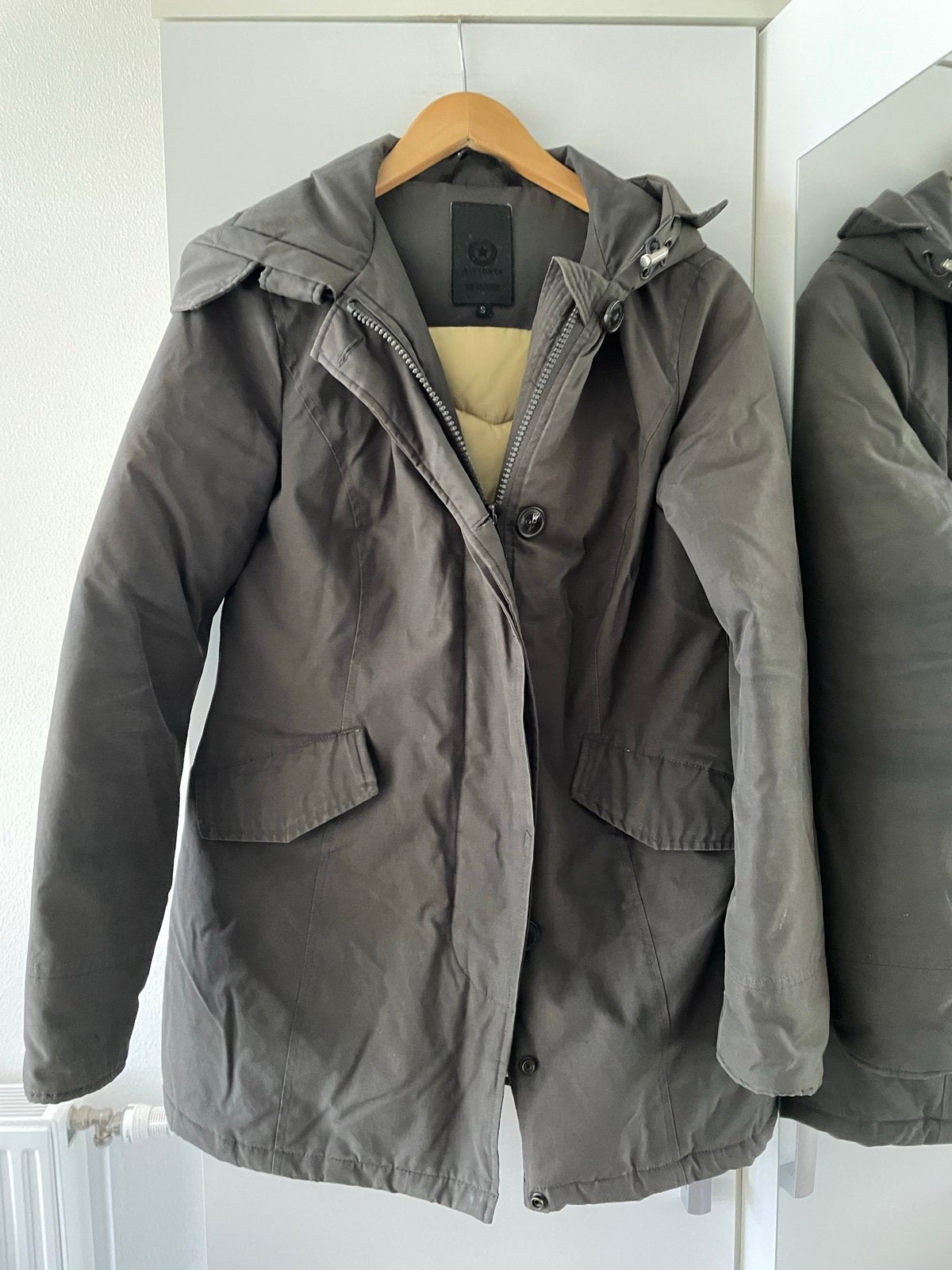 Airforce jas maat S - Comfortabele en stijlvolle winterjas, Ophalen of Verzenden, Gedragen, Maat 36 (S), Grijs