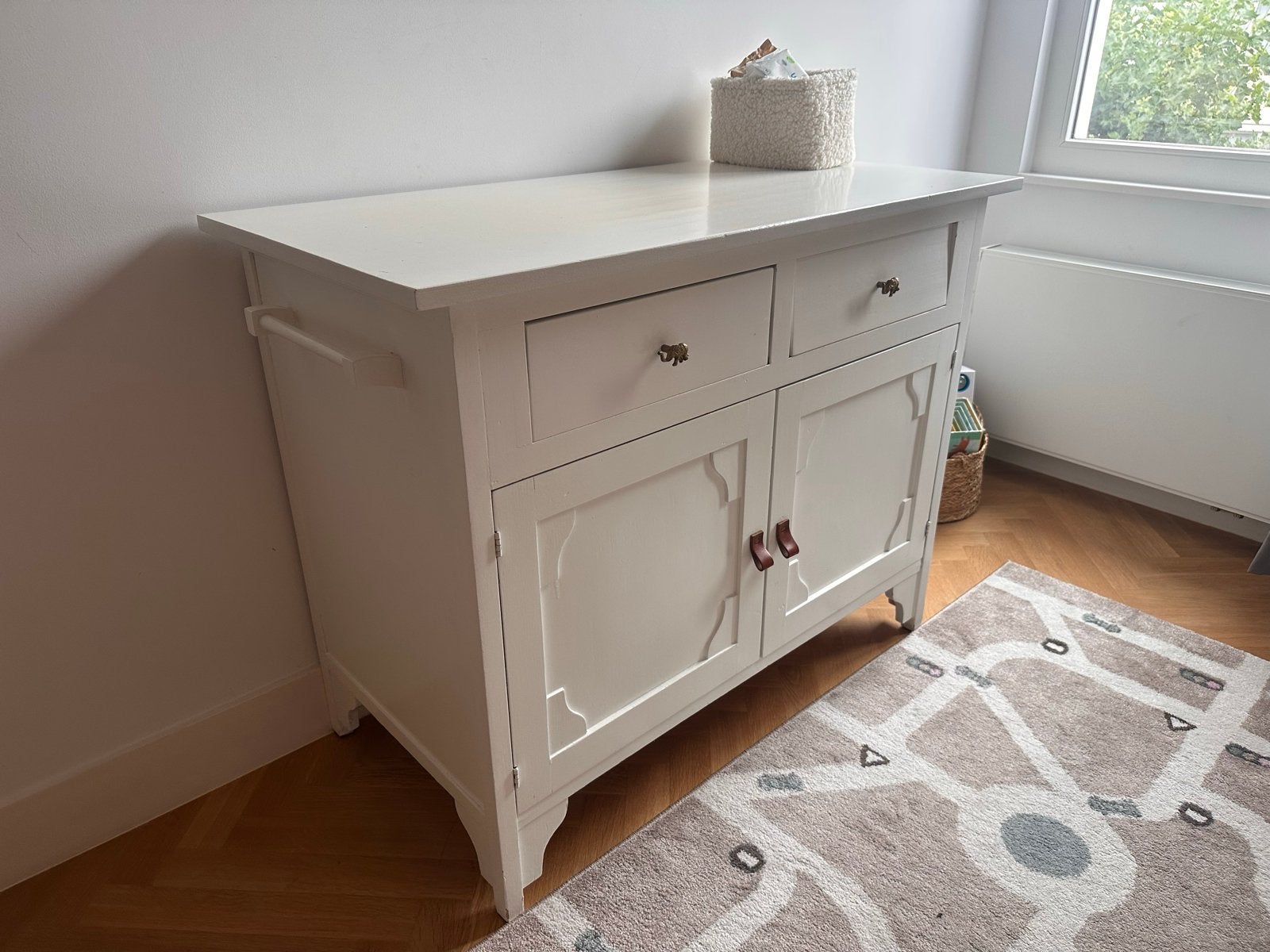 Witte commode met lades en deuren, Ophalen, Gebruikt, Overige houtsoorten, 50 tot 75 cm