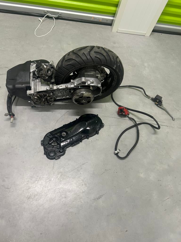 Aprilia sr 150 (172) dd blok (met pap!!), Ophalen of Verzenden, Zo goed als nieuw, Blok
