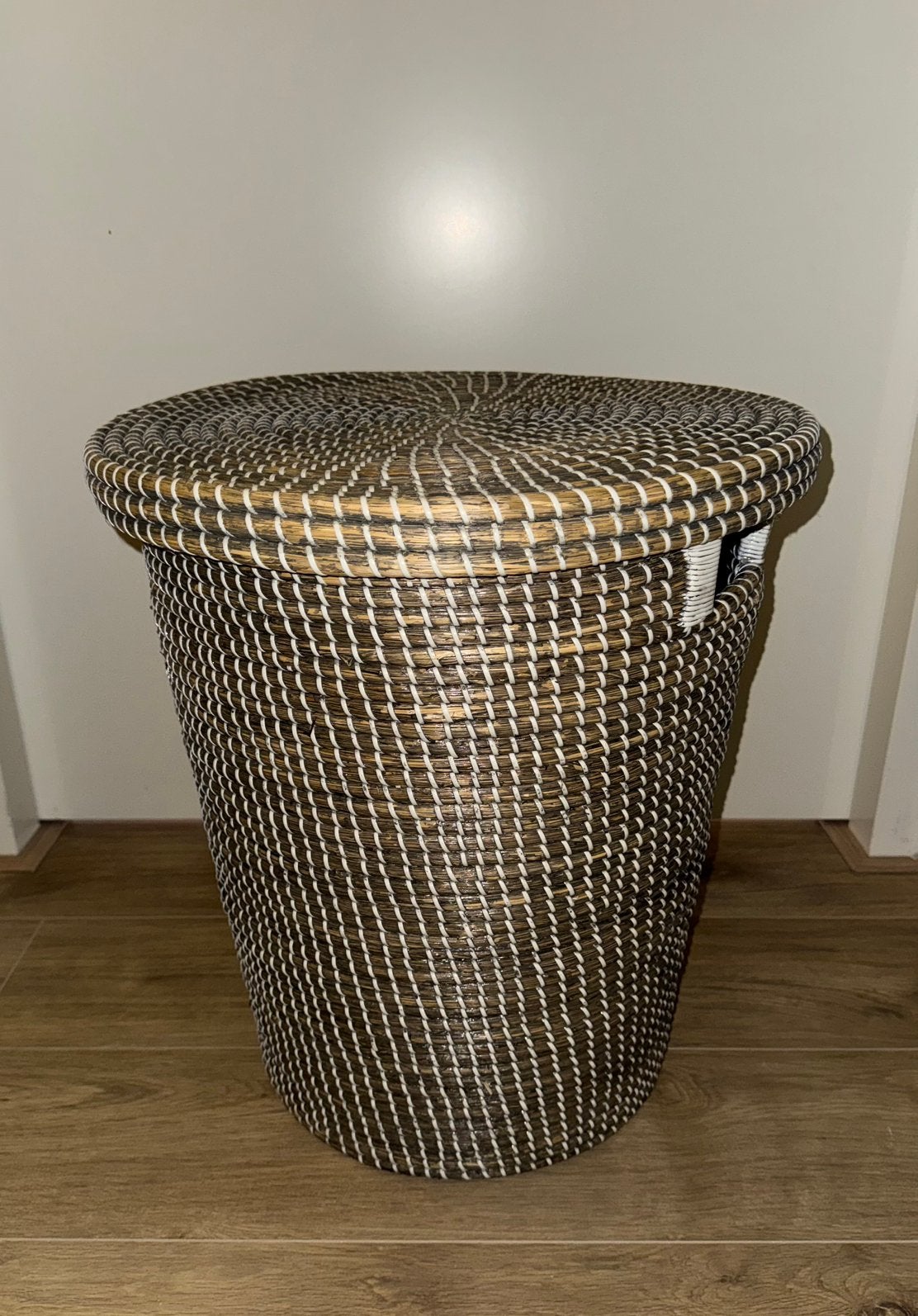 Gevlochten rieten wasmand 60L, Huis en Inrichting, Ophalen, Zo goed als nieuw, Rond, Riet