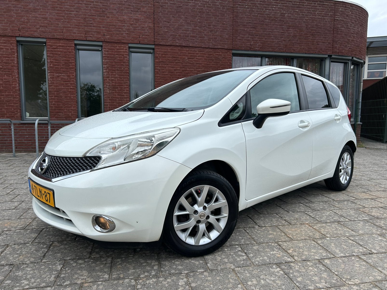 Nissan Note 1.2 Connect Edition Navi, Lichtmetalen Velgen, Stof, 980 kg, 1198 cc, Particulier