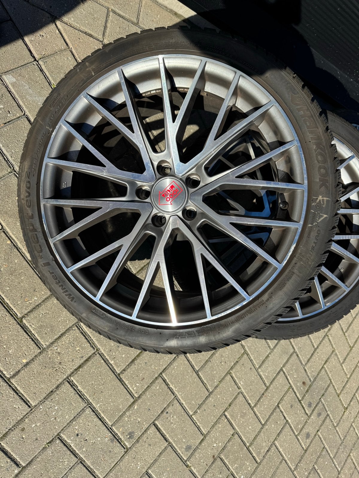 Mooie Set velgen met Hankook banden voor VW/Audi 5x112, Gebruikt, 255 mm, Banden en Velgen, Winterbanden
