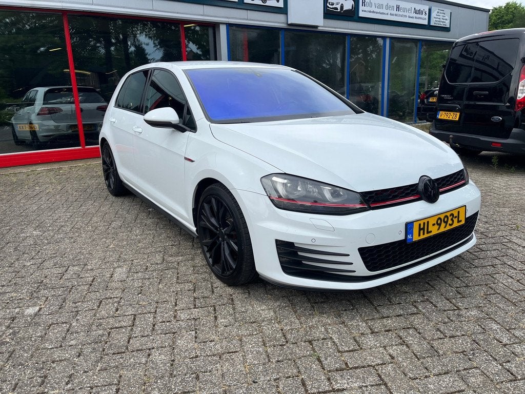 Volkswagen Golf 7 2.0 TSI GTI Getuned 300 pk, Voorwielaandrijving, Gebruikt, 4 cilinders, 1984 cc