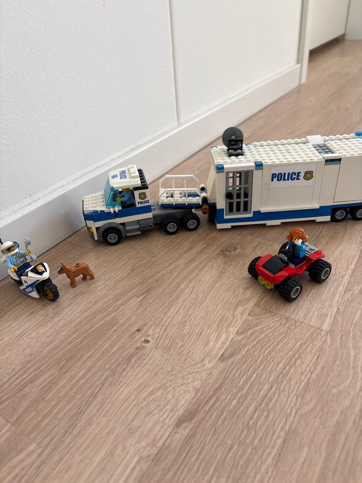 LEGO City Mobiele Commandopost (60139) - incompleet, City, Lego, Ophalen of Verzenden, Zo goed als nieuw