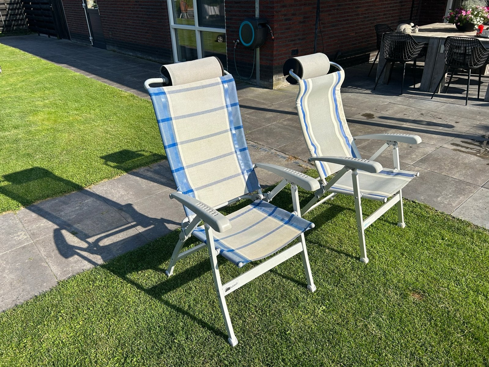 2 Verstelbare Aluminium Dukdalf Tuinstoelen met Hoofdkussen, Tuin en Terras, Ophalen, Gebruikt, Aluminium, Inklapbaar