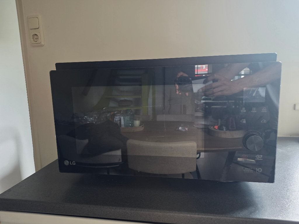 LG combimagnetron, Ophalen, Combimagnetron, Zo goed als nieuw, Draaiplateau