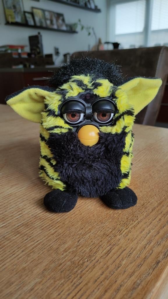 Originele Furby uit 1998, Tiger Electronics, Ophalen of Verzenden, Gebruikt, Jongen of Meisje