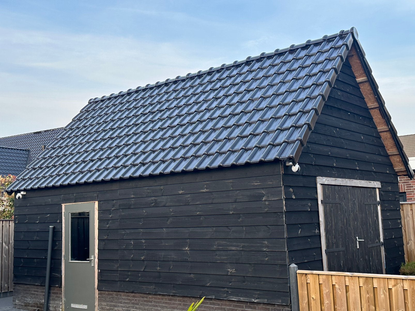 Schuur 7 x 4 meter, Ophalen, Gebruikt, Zwart, 15 m² of meer