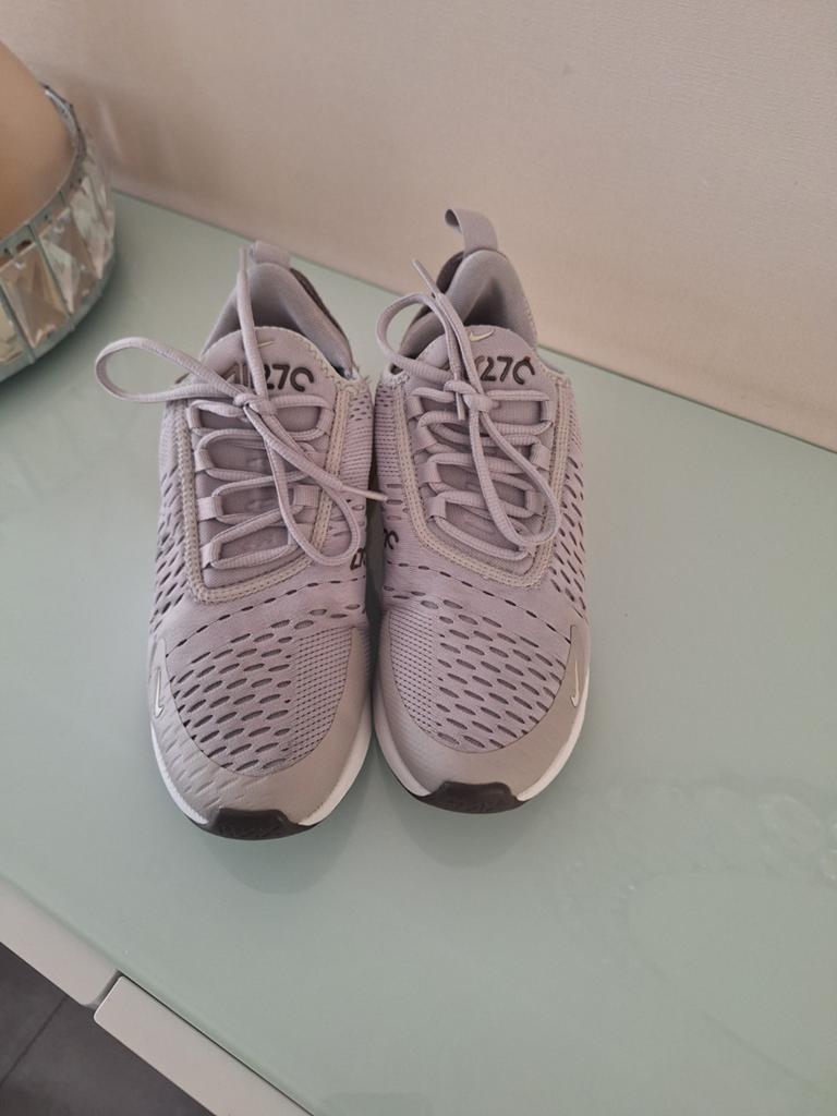 Nike Air Max 270 sneakers - Grijs, Nike, Ophalen of Verzenden, Sneakers of Gympen, Grijs