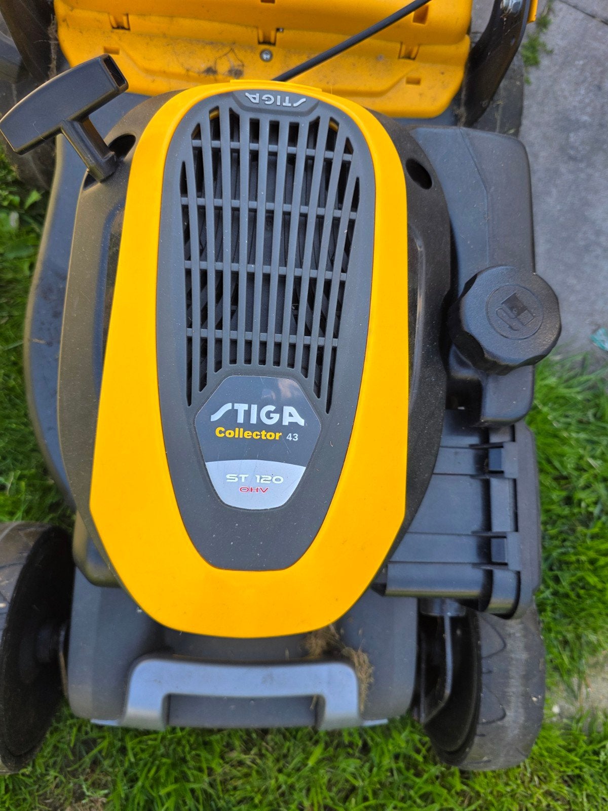 Benzine grasmaaier stiga collector 43 st 120, Ophalen, Gebruikt, Stiga, Opvangbak