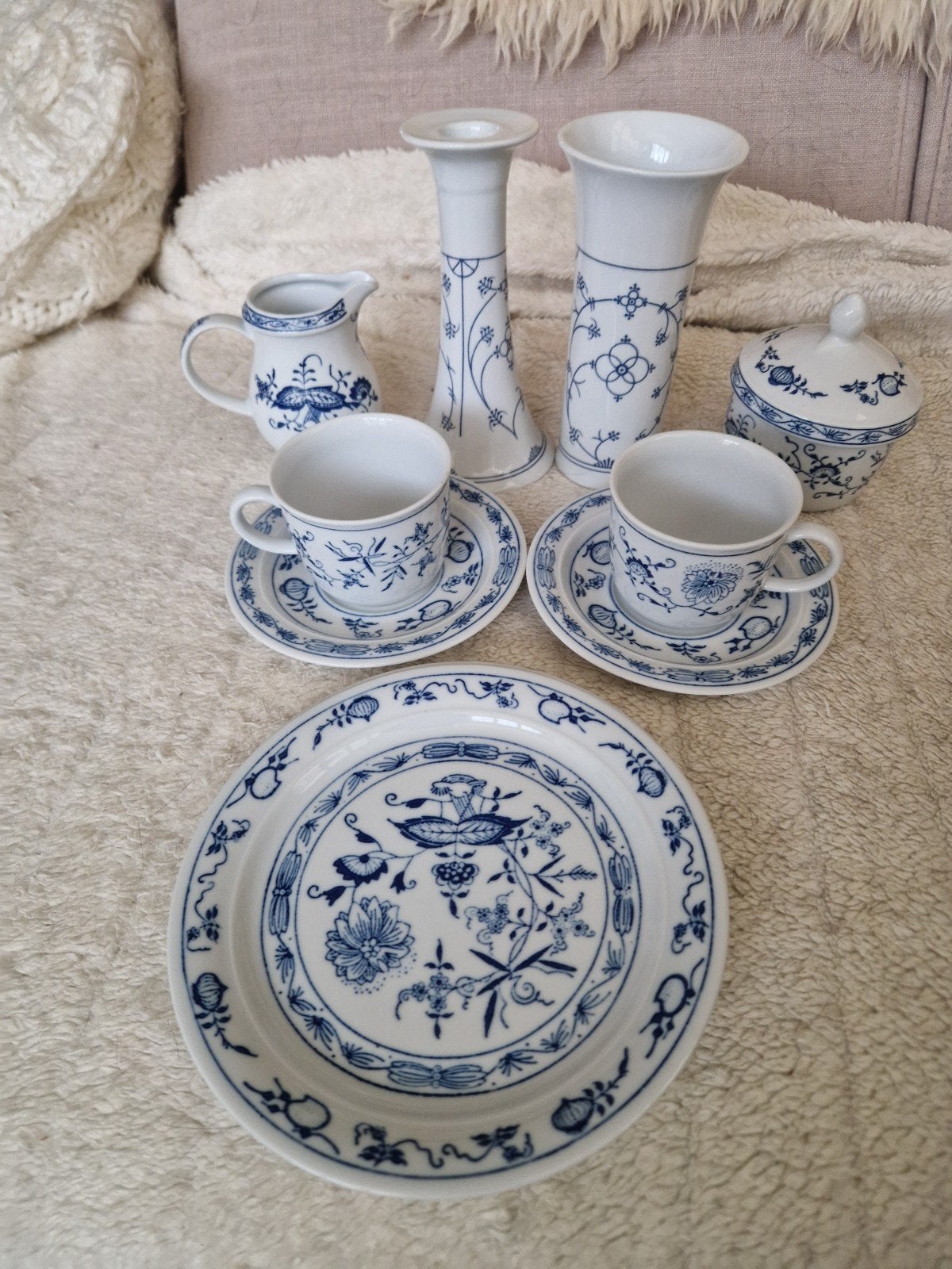 Vintage Kahla Zwiebelmuster Servies - Made in GDR, Antiek en Kunst, Ophalen