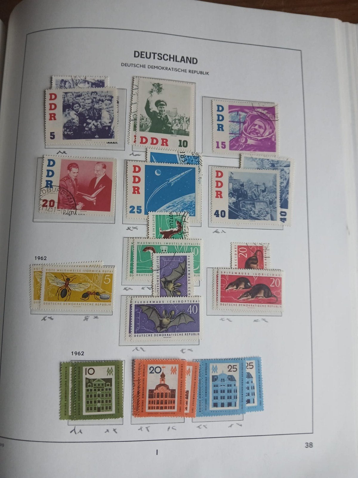 deel 3. DDR DAVO DE LUXE, Ophalen, Buitenland