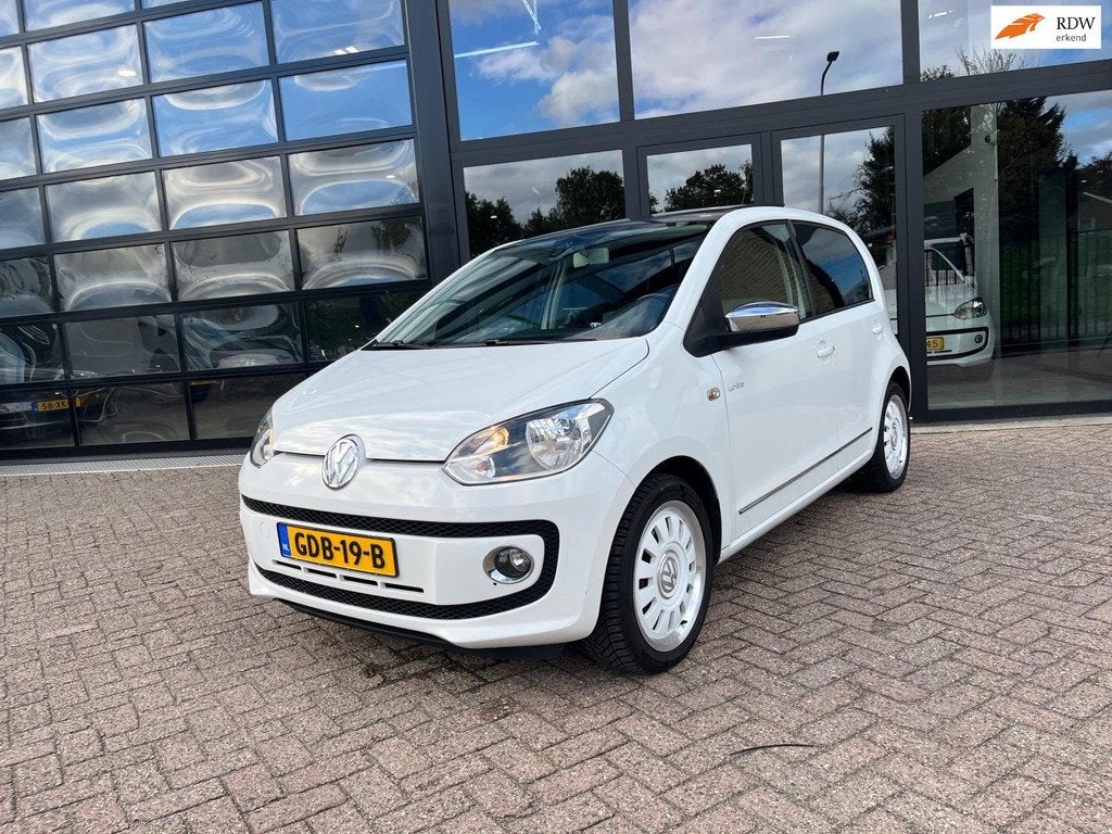 Volkswagen Up! 1.0 high up! White, Panodak, Navi, Pdc, Euro 5, Stof, Gebruikt, 4 stoelen