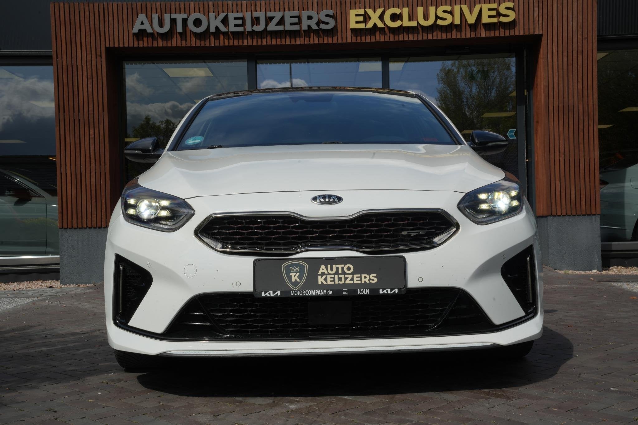 Kia ProCeed 1.6 T-GDI GT Panoramadak JBL Sportstoelen Camera, Stof, Gebruikt, Wit, Geïmporteerd