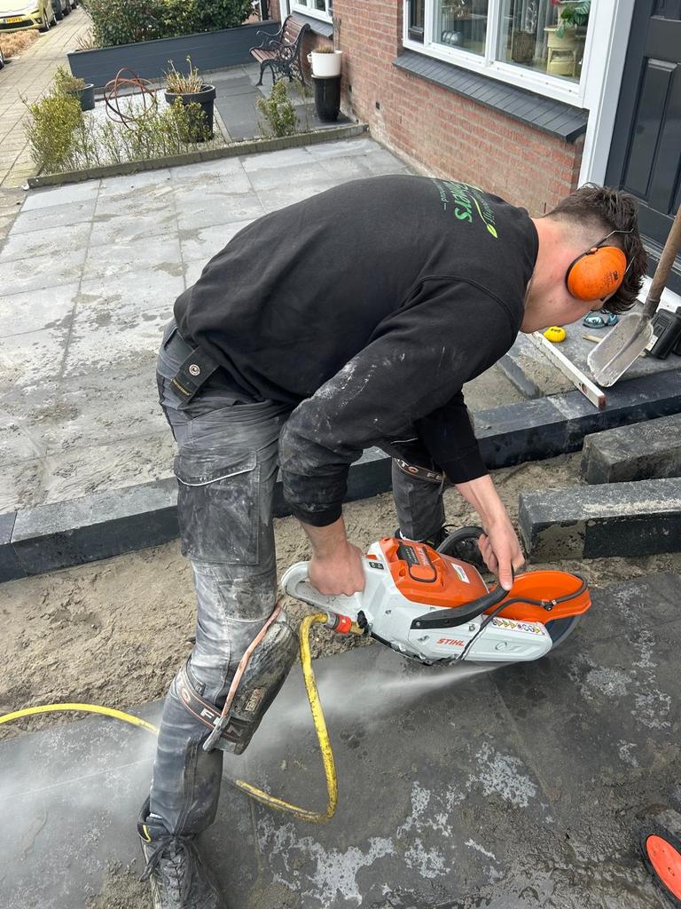 Foto 11 van Stratenmaker aangeboden leeuwarden en omgeving