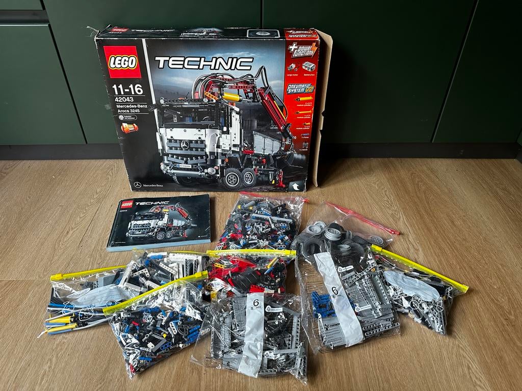 Lego Technic Mercedes-Benz Arocs 3245 (42043), Lego, Info@lego.com, Zo goed als nieuw, Nederland