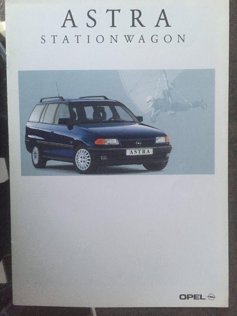 Folder van Opel Astra Stationwagon, gedrukt okt 1992, Ophalen of Verzenden, Nieuw, Opel