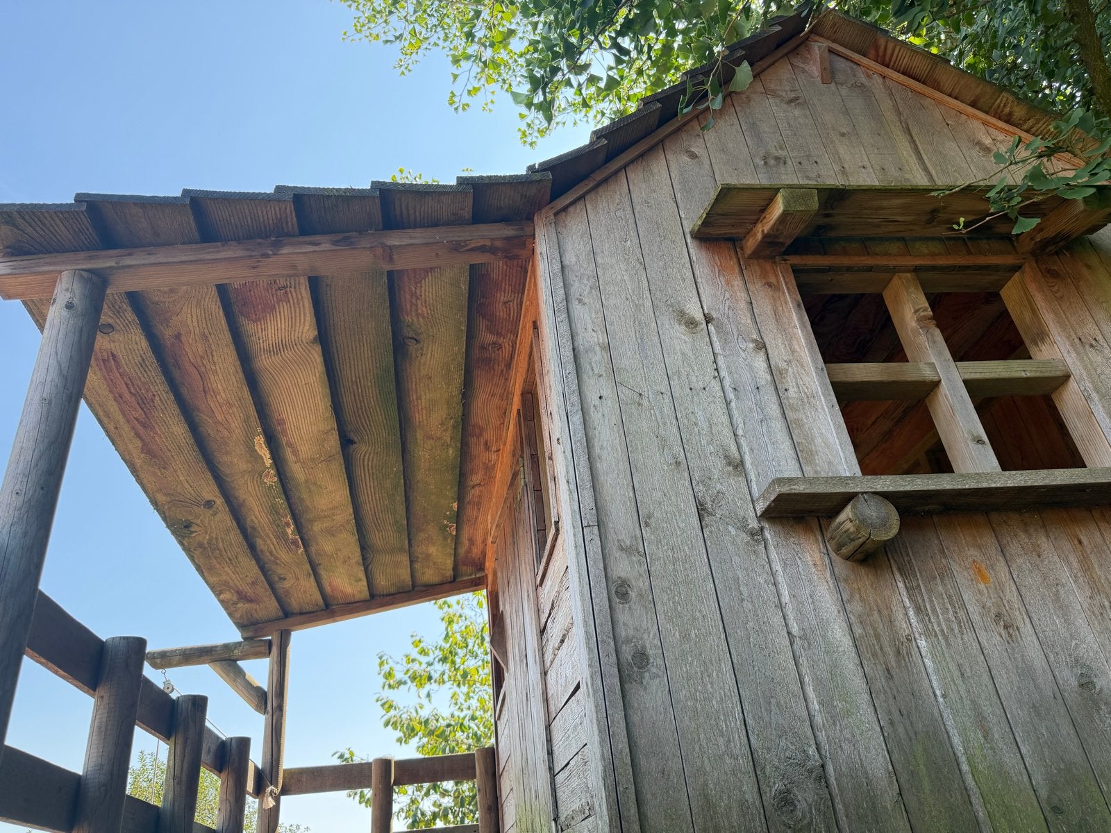 Exclusief, handgemaakt houten speelhuisje, Ophalen, Gebruikt, Hout