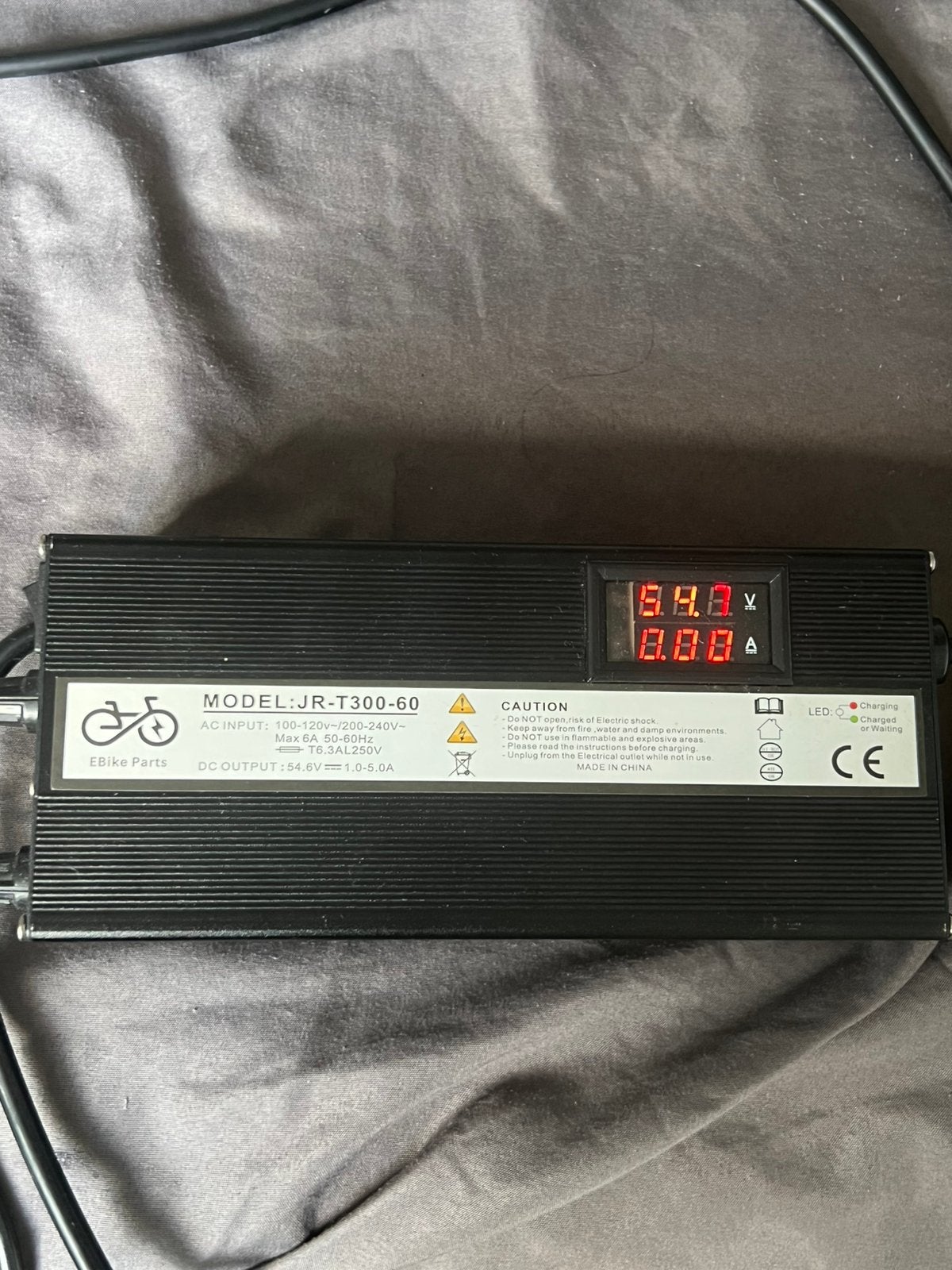 Oplader E-bike/Fat Bike Originele 48V – 54,6V / 5A, Ophalen, Nieuw