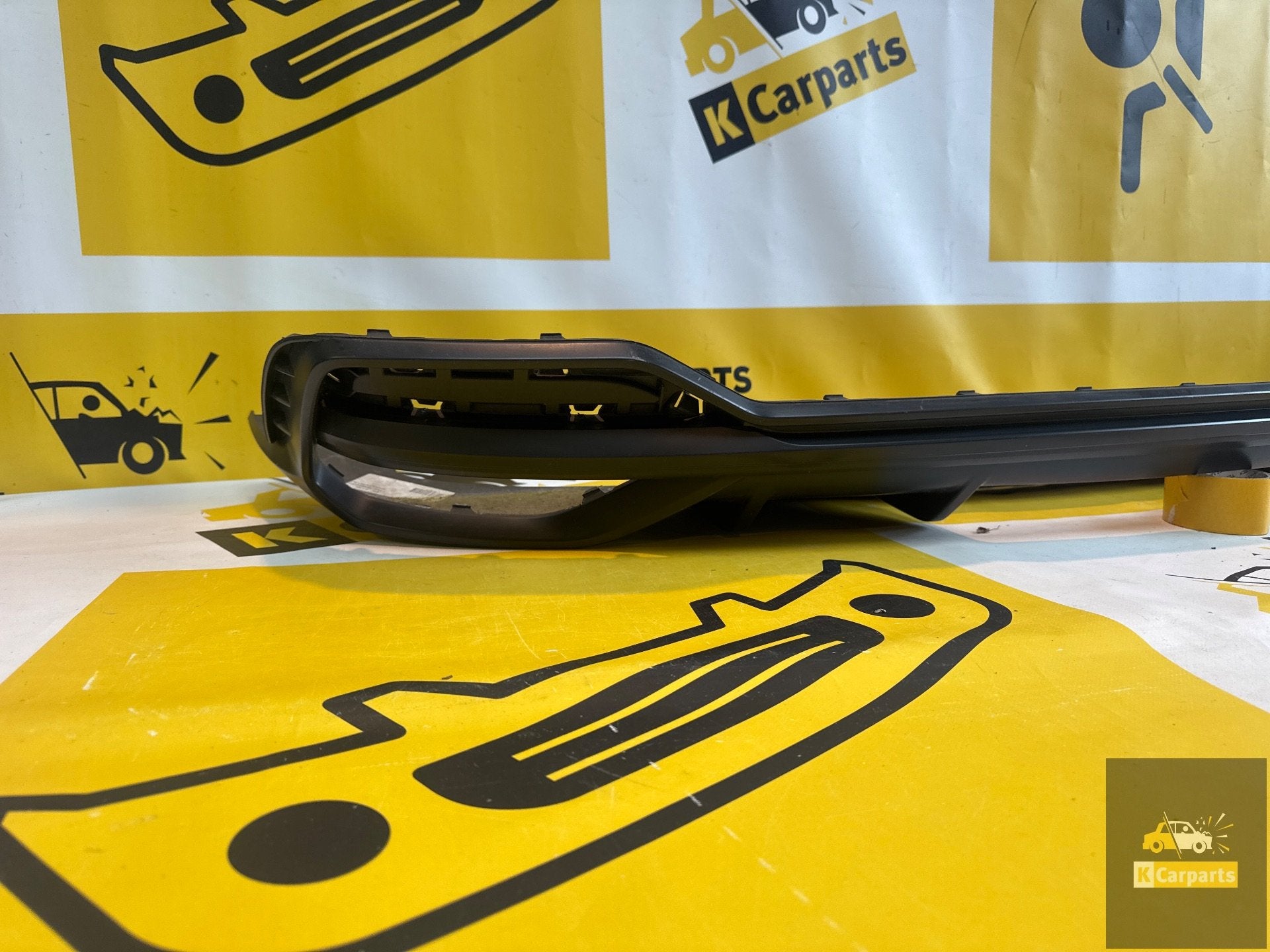 Audi Q3 S Line AchterBumper Diffuser 2018 on 83A807568B, Auto-onderdelen, Carrosserie en Plaatwerk, Info@fabrikant.eu, Fabrikantstraat 1
1000 AA  Amsterdam, NL