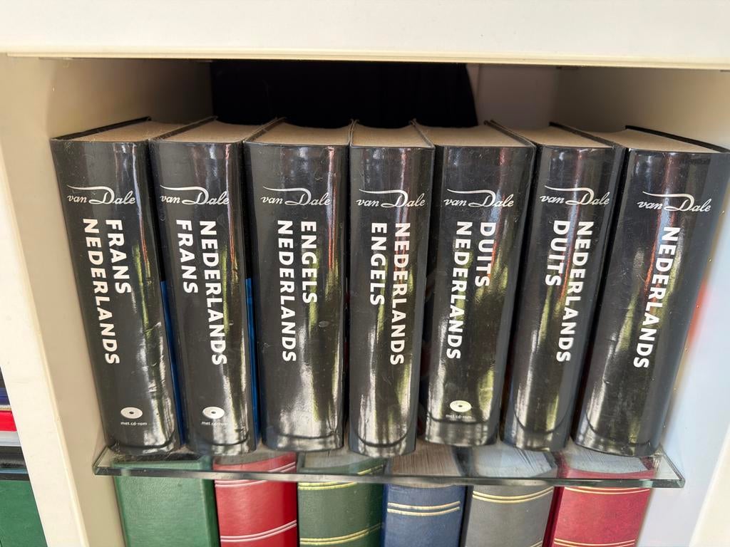 Van Dale Woordenboeken: Frans, Engels, Duits, en Nederlands, Ophalen of Verzenden, Gelezen, Van Dale, Nederlands