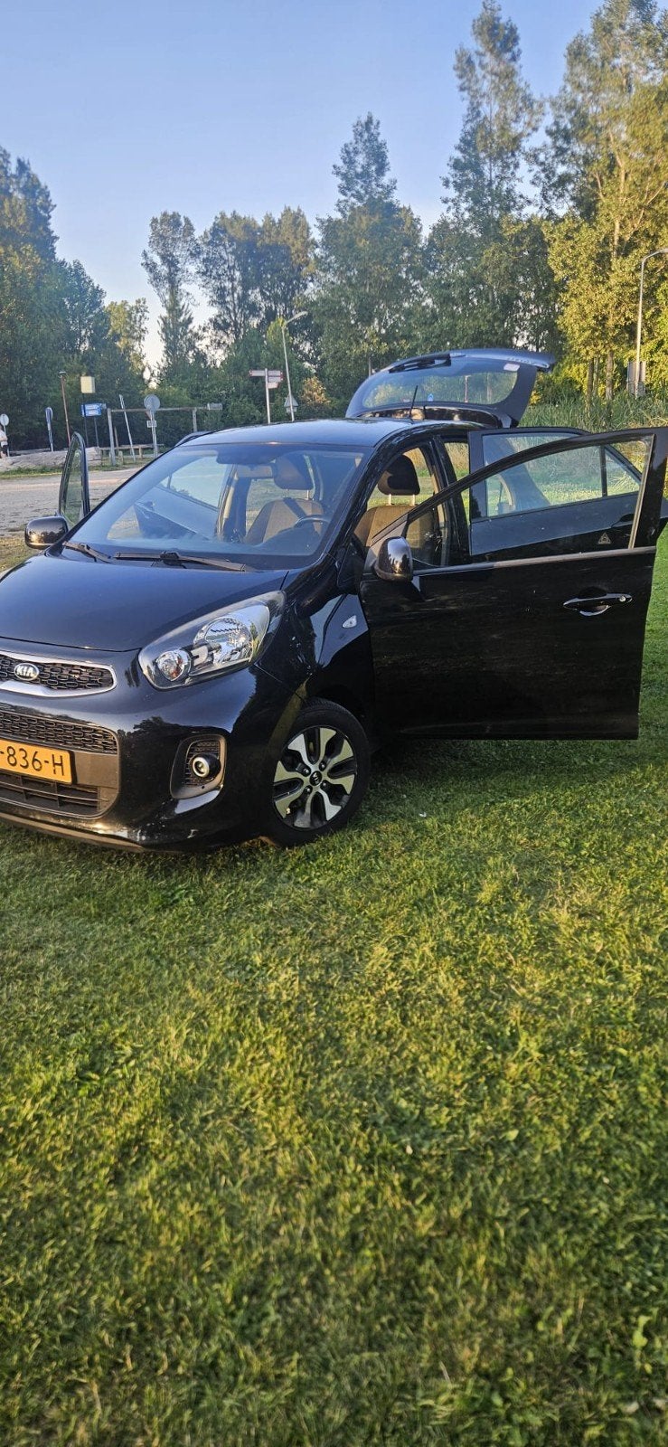 Kia Picanto 1.0 Cvvt 5-DRS 2017 Zwart, Auto's, Kia, Stof, Zwart, 4 stoelen, Zwart