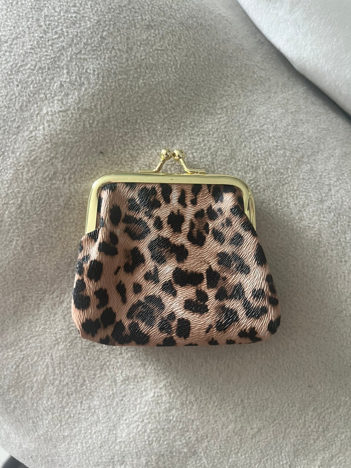 Te koop: kleine panter portemonnee, Ophalen of Verzenden, Nieuw, Overige merken, Met knipsluiting