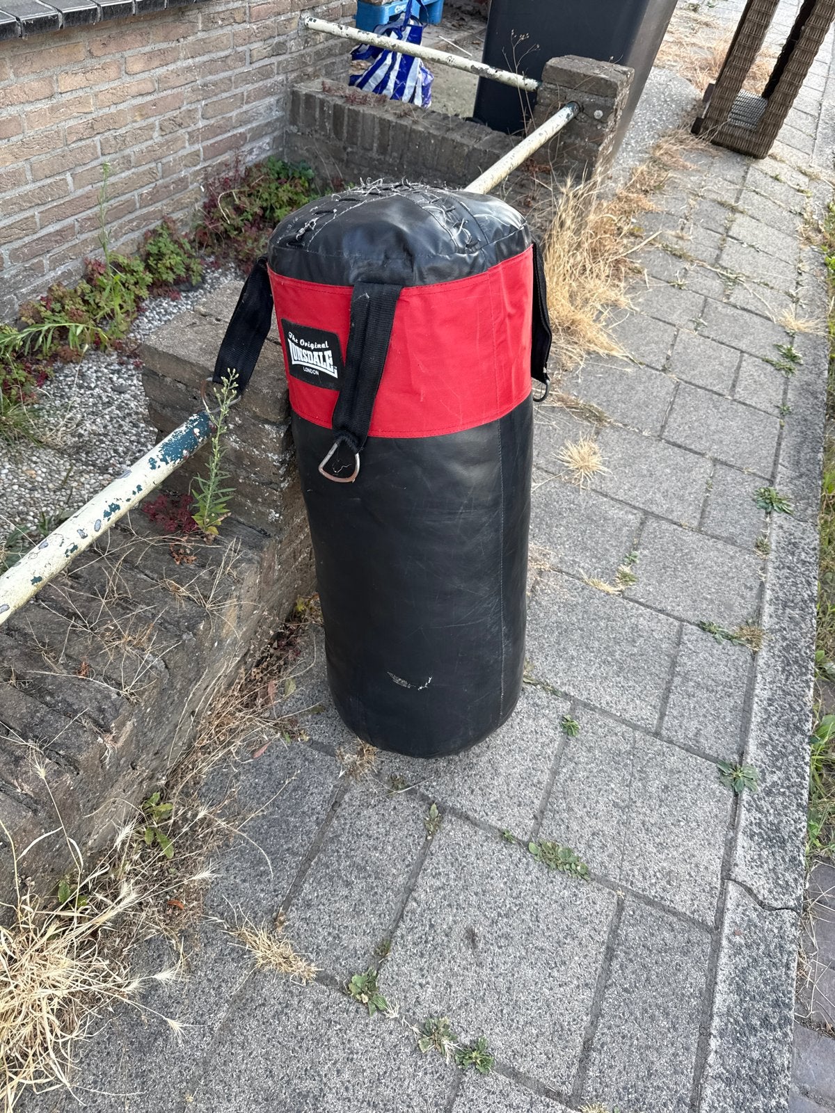 Gebruikte Lonsdale bokszak - Ideaal voor training, Ophalen of Verzenden, Gebruikt, Bokszak
