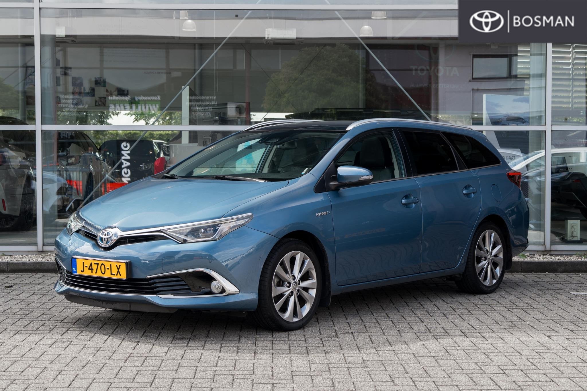 Toyota Auris Touring Sports 1.8 Hybrid Executive, Automatische klimaatregeling, 136 pk, Gebruikt, Euro 6