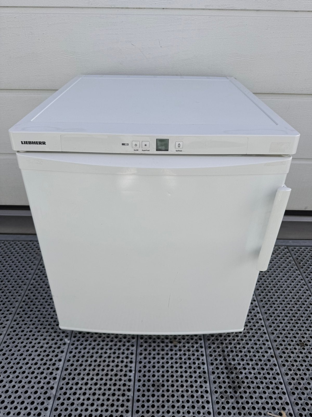 Mini vriezer met twee lades | merk Liebherr, Witgoed en Apparatuur, Minder dan 85 cm, Minder dan 60 cm, Zo goed als nieuw, Energieklasse A of zuiniger