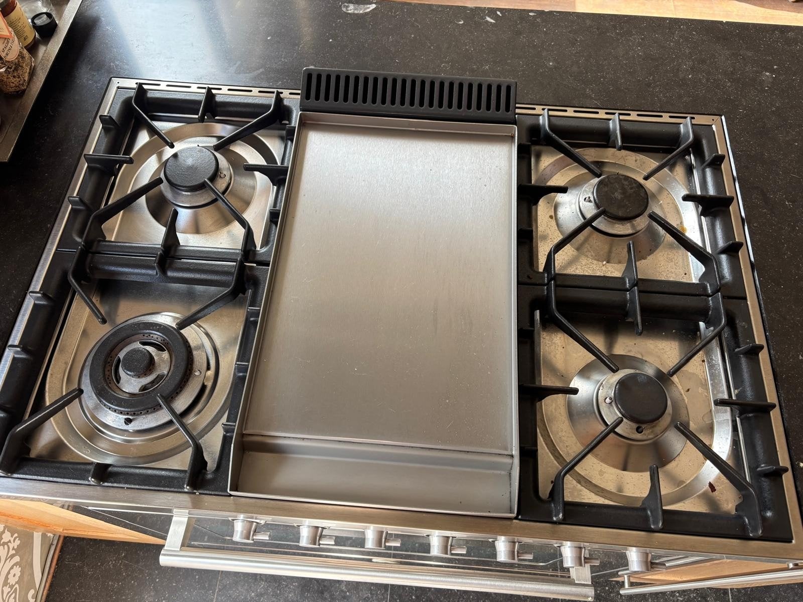 boretti gasfornuis netjes, Ophalen, Grill, 4 kookzones, Zo goed als nieuw