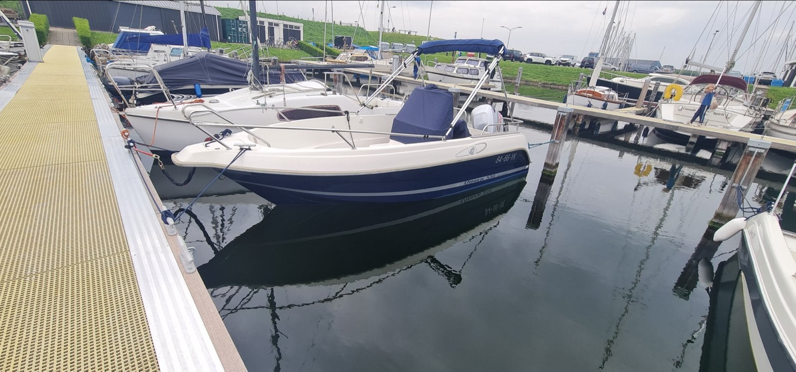 UTTERN S56 Exclusive Console boot 135 PK Mariner en trailer, Overige merken, Gebruikt, Buitenboordmotor, Biminitop