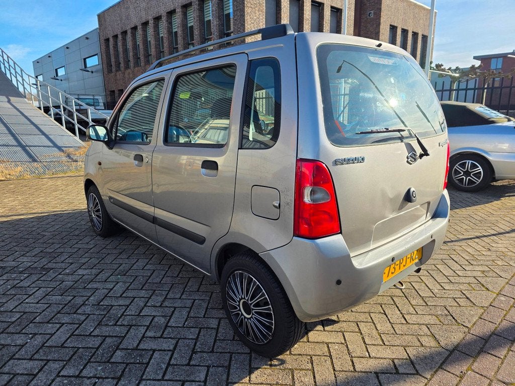 Suzuki Wagon R+ Nieuwe APK | Praktisch | Hoge instap | Insta, Voorwielaandrijving, 94 pk, Origineel Nederlands, Bedrijf